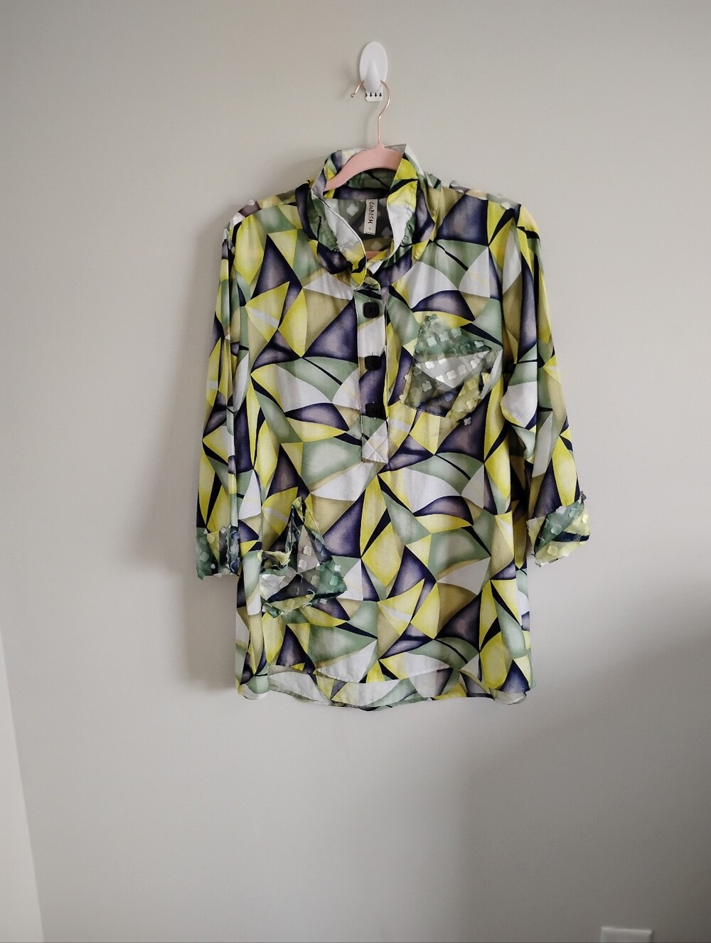 Art To Wear Blouse. AbstracGeometric Print Roll-Sleeve Women’s Top